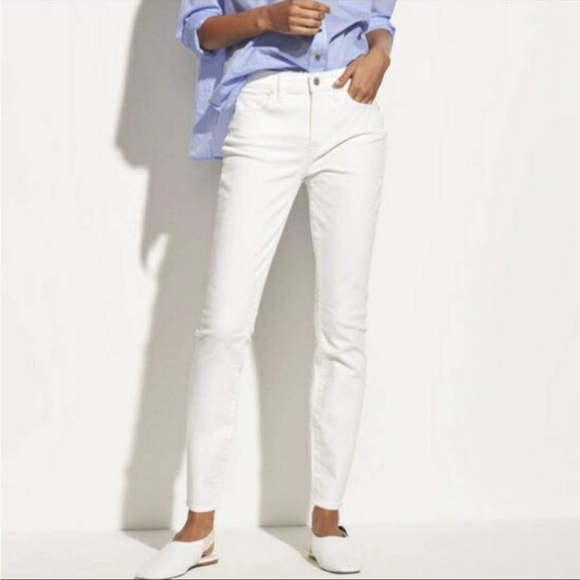 Vince White  denim Relaxed straight leg 5 pocket jeans waist 31 (unisex) - Picture 1 of 16